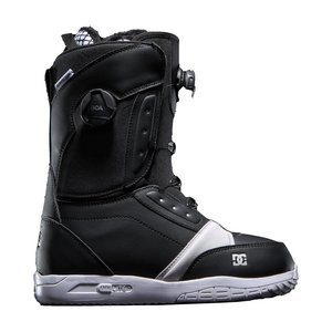 womens snowboard boots black