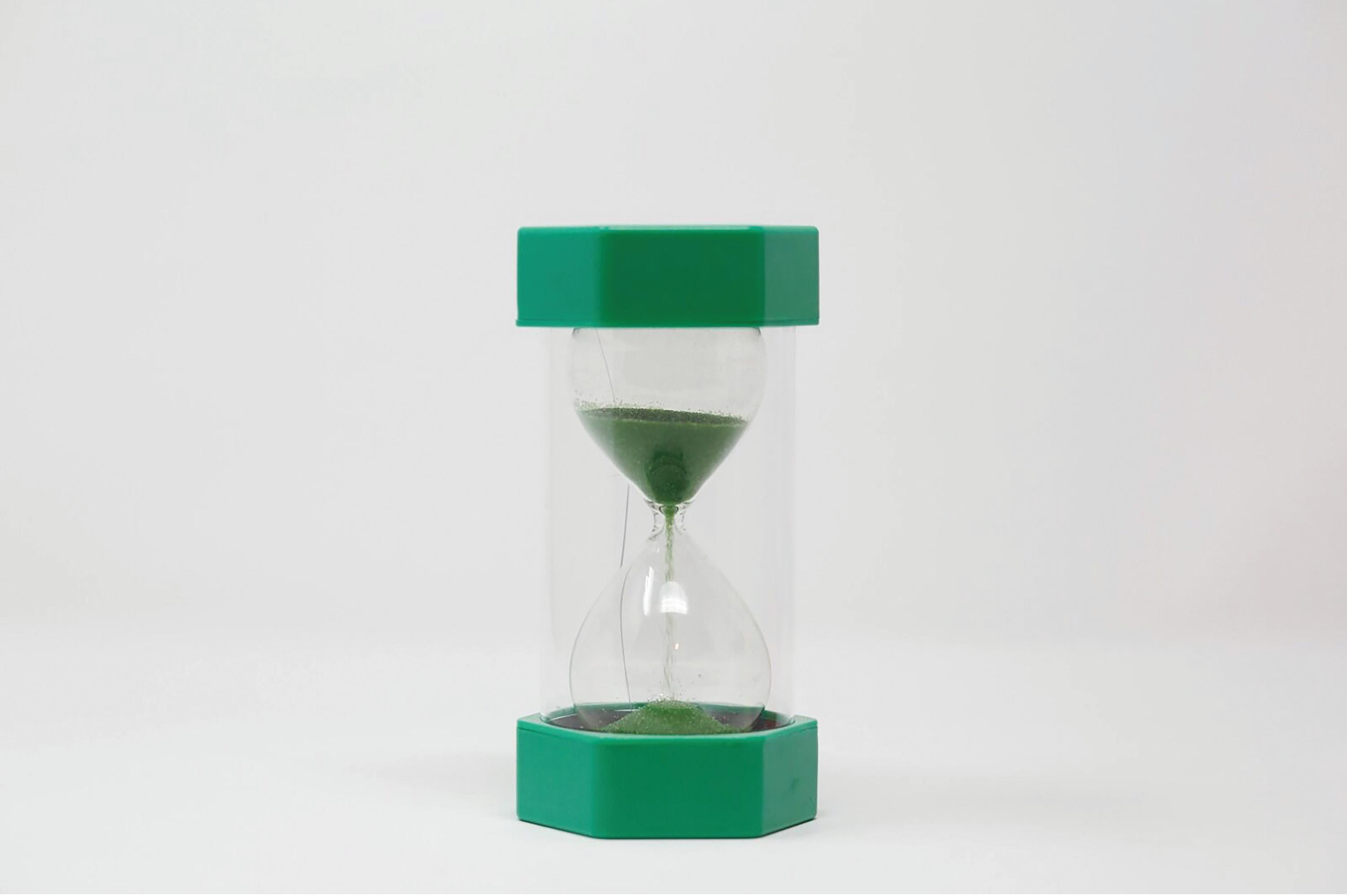 Sand Timer with Matching Coloured Sand 1 Minute Green/Clear 75x75x160mm ST1