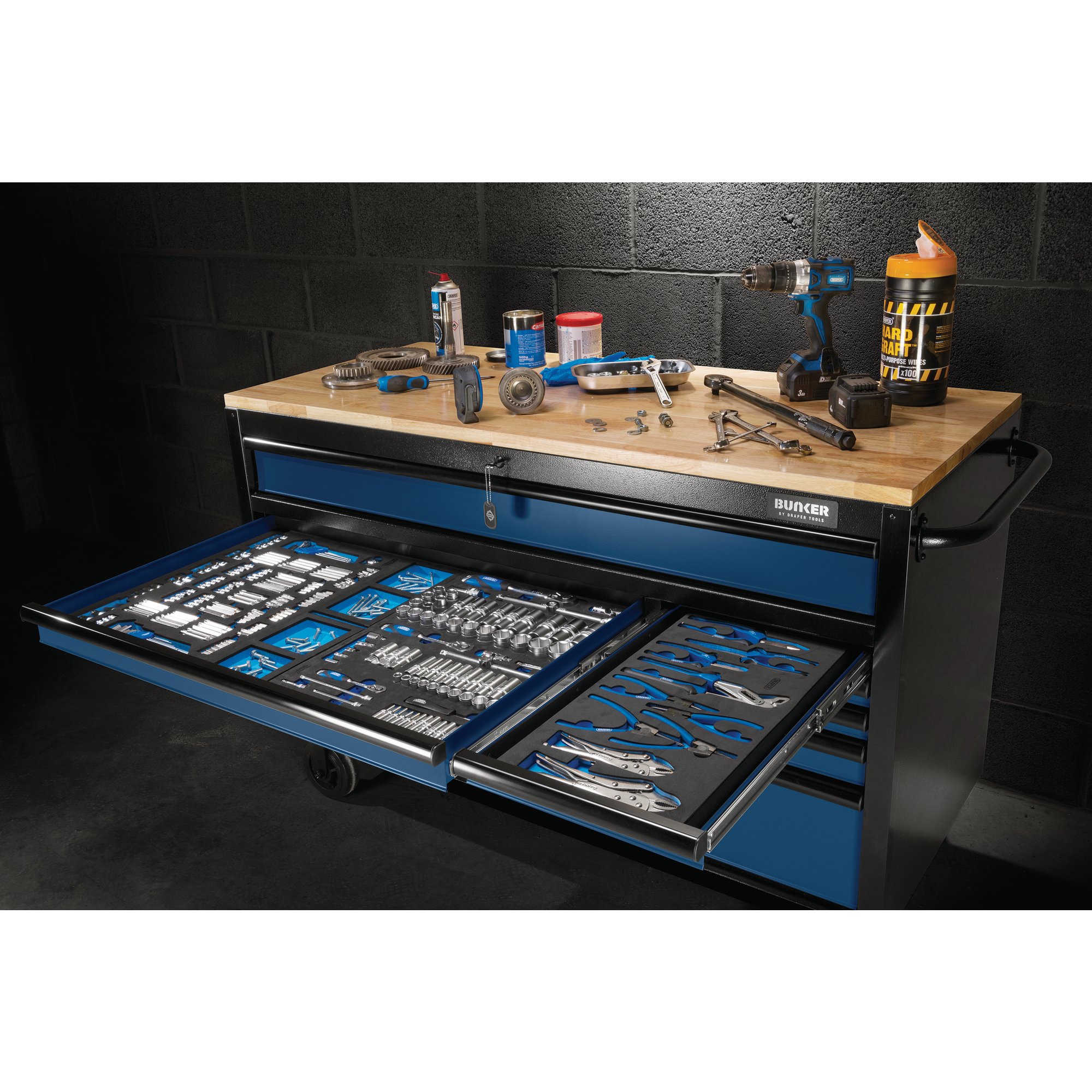 Bunker Workbench Roller Tool Cabinet (10 Drawers 56" Blue)