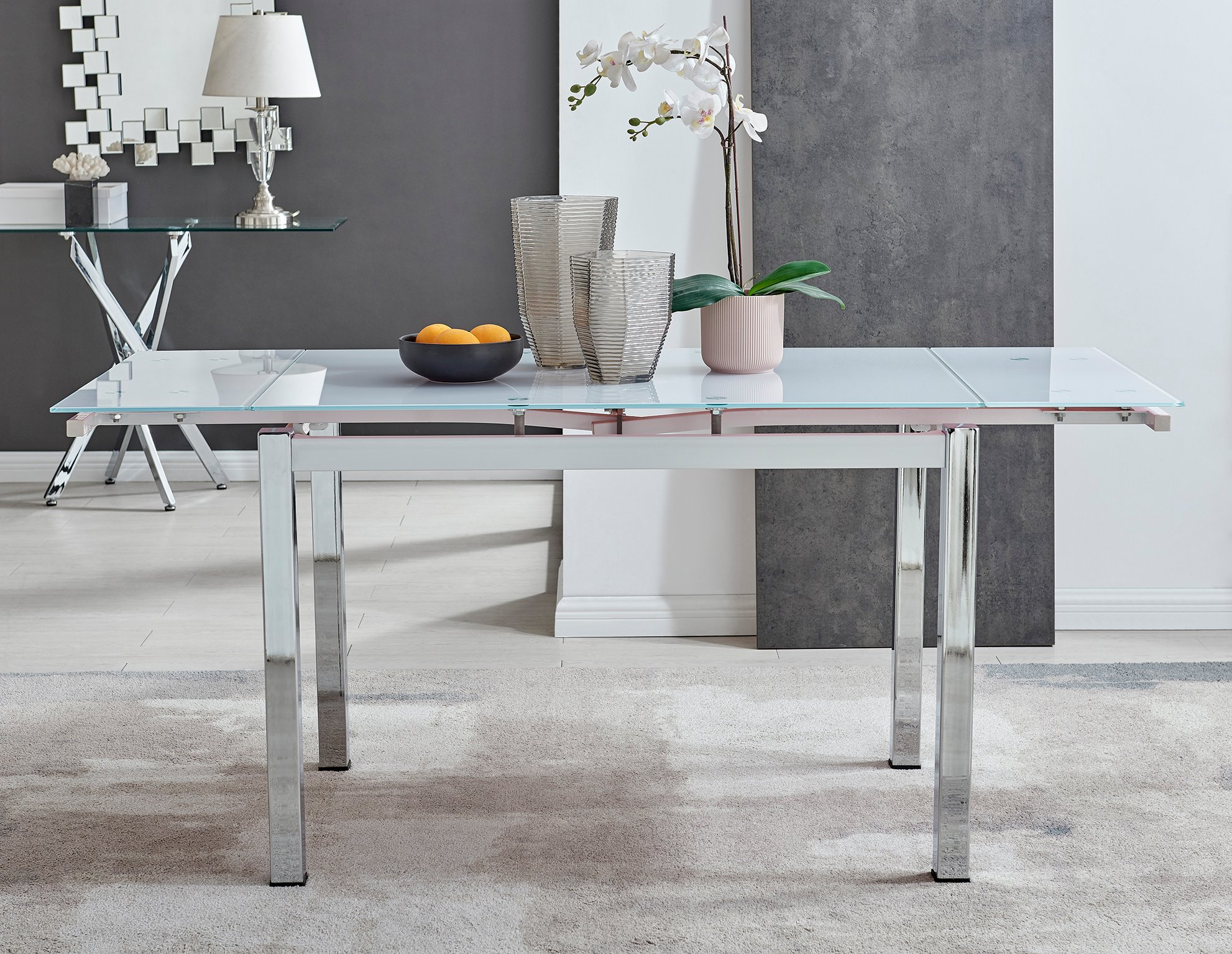 Small glass extending dining table new arrivals