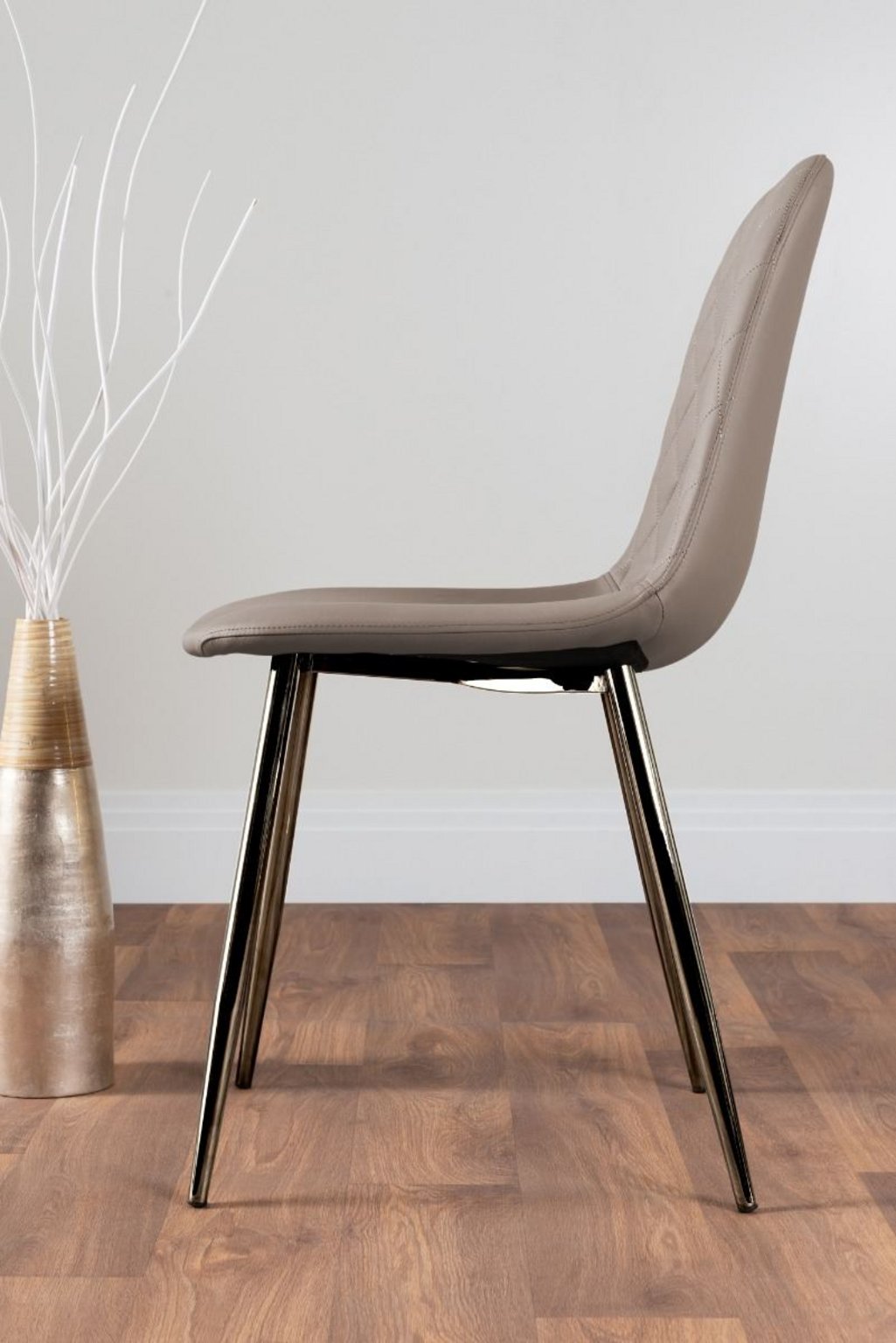 NOVARA Gold Round Tempered Glass Dining Table And 4 Faux Leather Dining Chairs - Picture 129 of 410