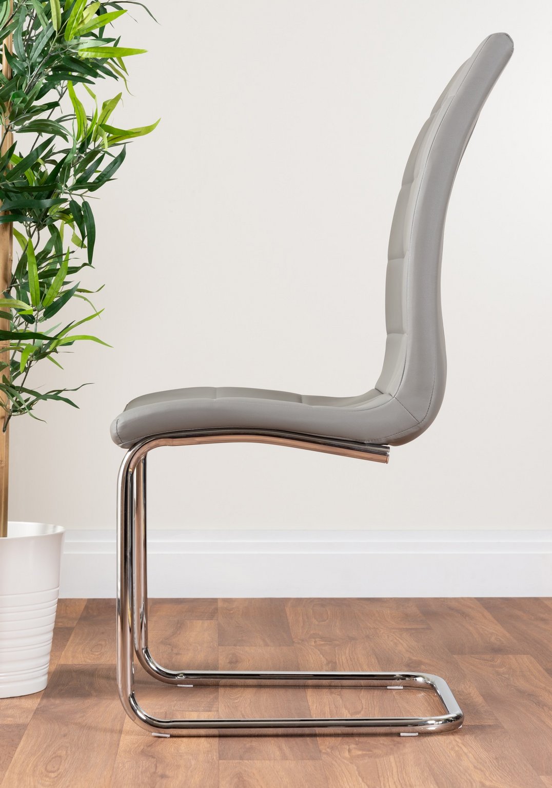 LIRA 100cm White Gloss Extending Dining Table and 4/6 Faux Leather Dining Chairs - Picture 61 of 78