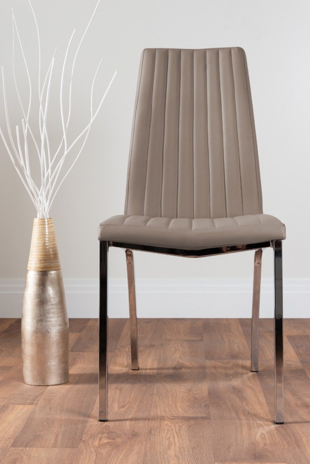 NOVARA Gold Round Tempered Glass Dining Table And 4 Faux Leather Dining Chairs - Picture 39 of 410