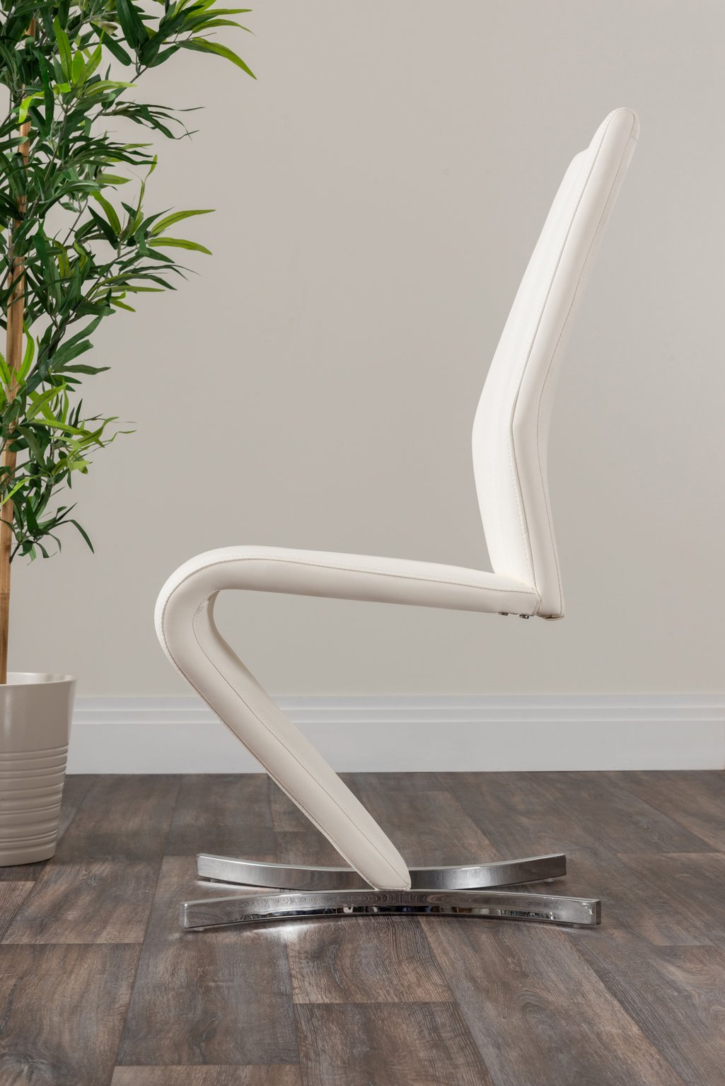 ATLANTA 4 White High Gloss Chrome Dining Table and 4 Faux Leather Dining Chairs - Picture 285 of 330