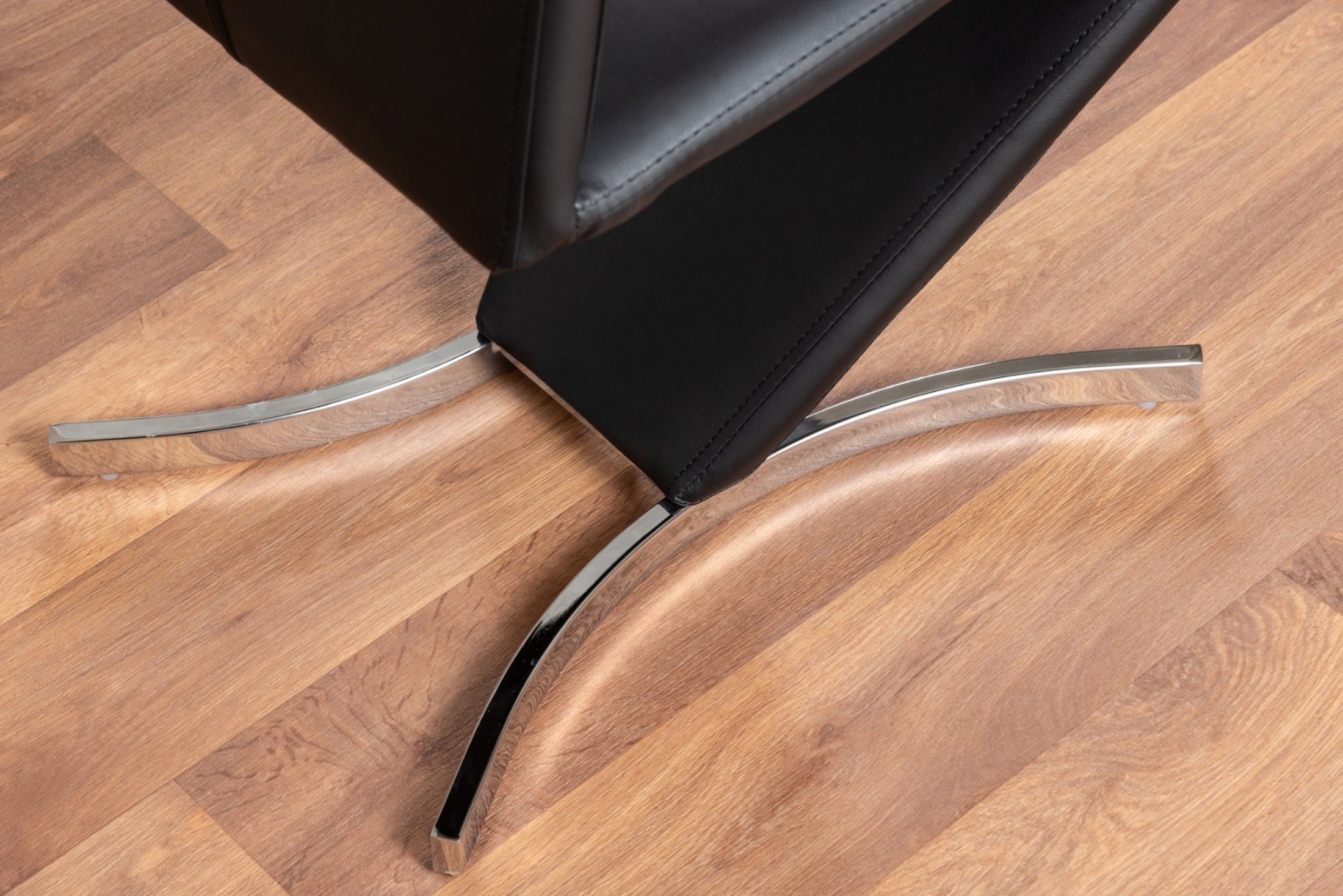 NOVARA Gold Round Tempered Glass Dining Table And 4 Faux Leather Dining Chairs - Picture 342 of 410