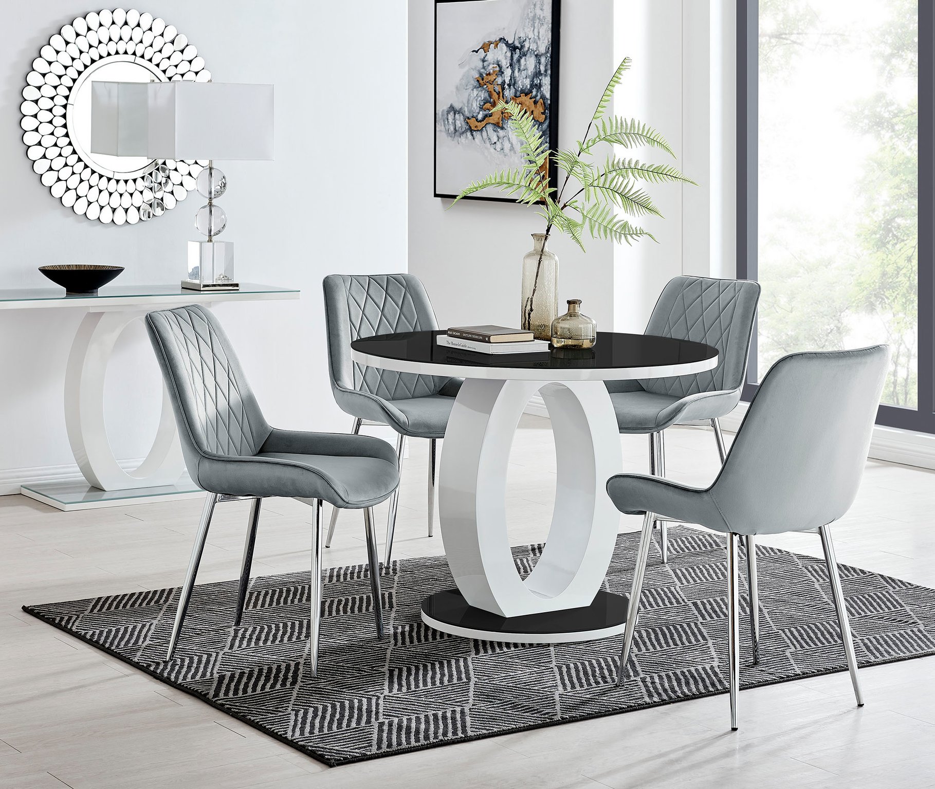 black gloss round dining table