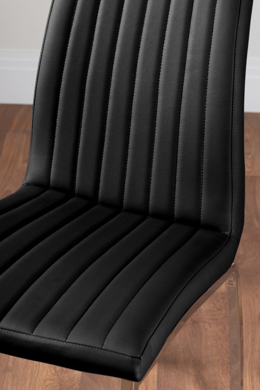 NOVARA Gold Round Tempered Glass Dining Table And 4 Faux Leather Dining Chairs - Picture 31 of 410