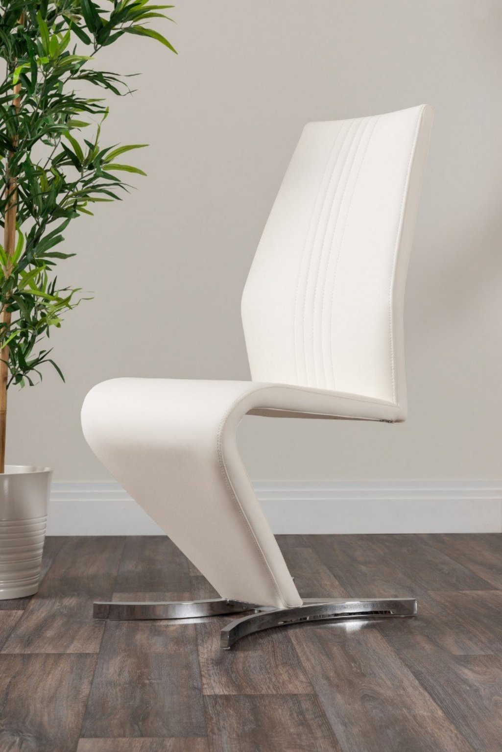 NOVARA Gold Round Tempered Glass Dining Table And 4 Faux Leather Dining Chairs - Picture 381 of 410