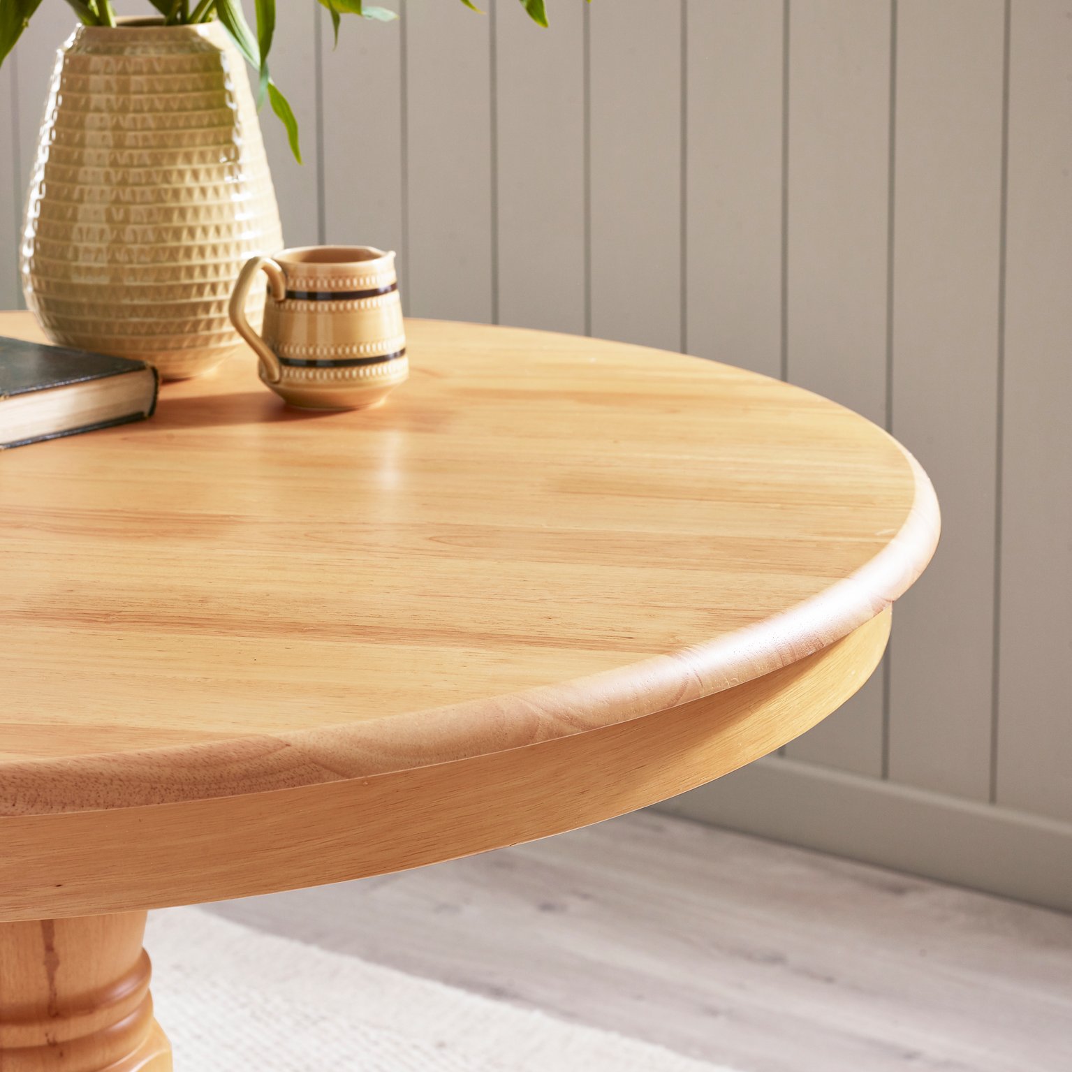 Bude 106cm Round Wooden Dining Table & 4 Millford Chairs Farmhouse - Picture 30 of 38