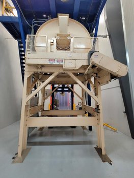 2000 Liters photo