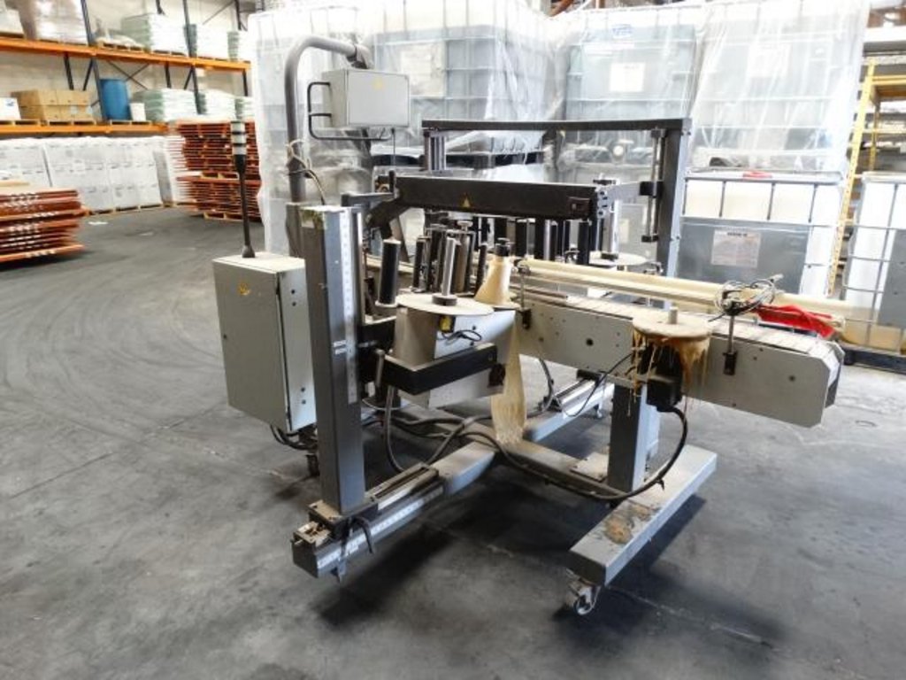 Used Southern California Packaging ST1100 Labeler