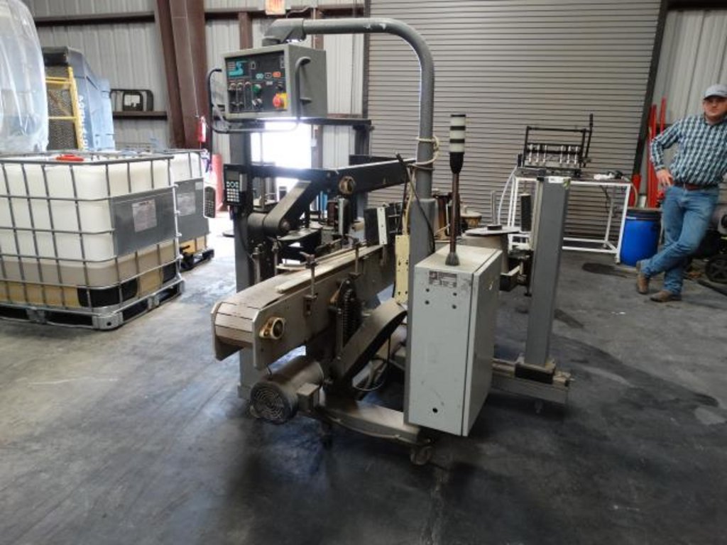Used Southern California Packaging ST1100 Labeler