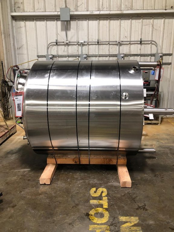 700 Gallon Single Wall Stainless Steel Mixing Tank
