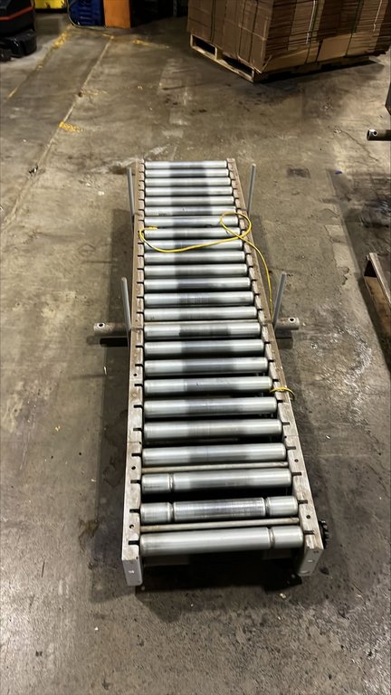 190ACZ 6 Foot L x 18 Inch W Hytrol Conveyor