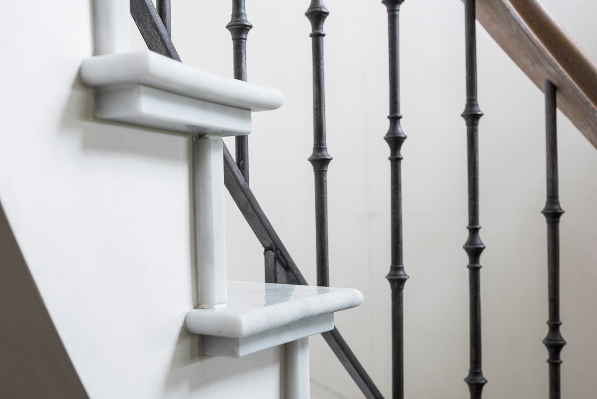 Escaliers en Bianco Carrara
