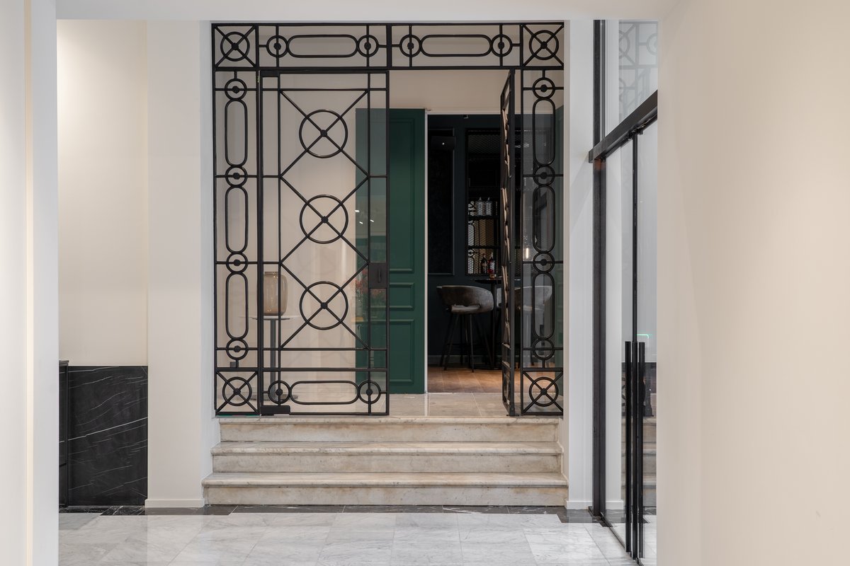 Sol intérieur dans l'entrée en Carrara