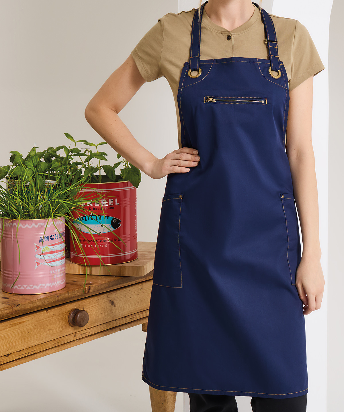 ‘Barley’ Contrast Stitch Bib Apron ‘Barley’ Contrast Stitch Bib Apron