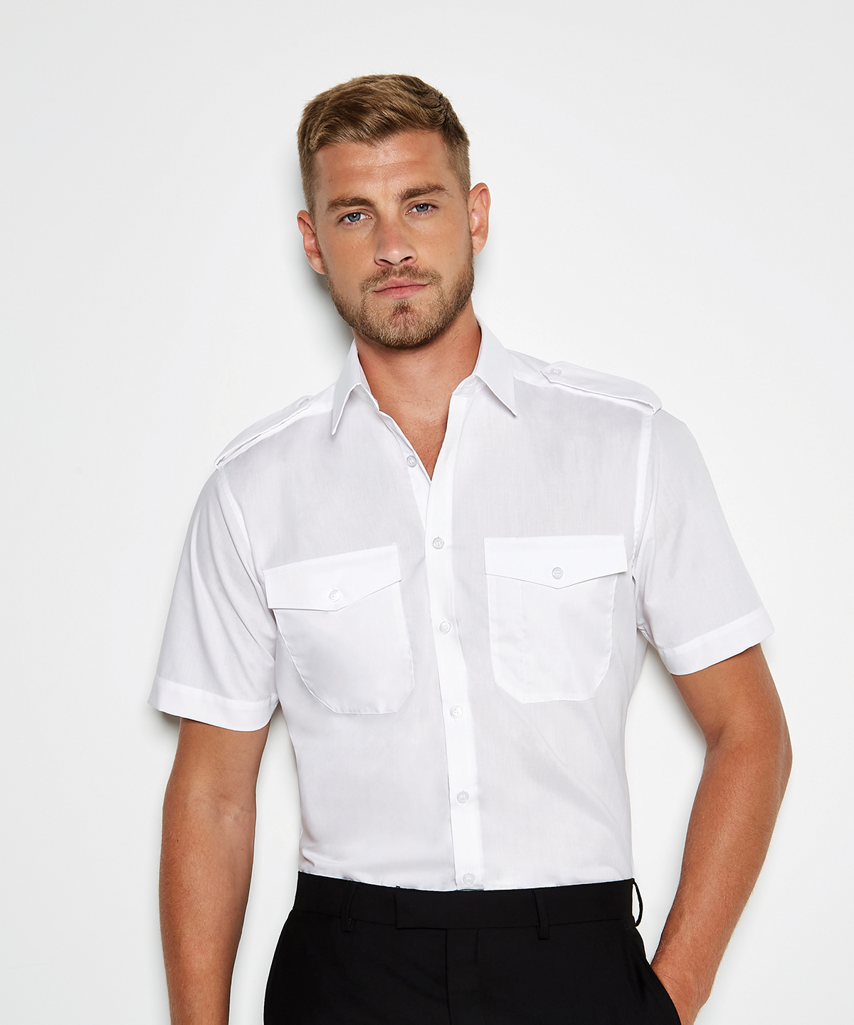 Picture of Pilot shirt short-sleeved (tailored fit)