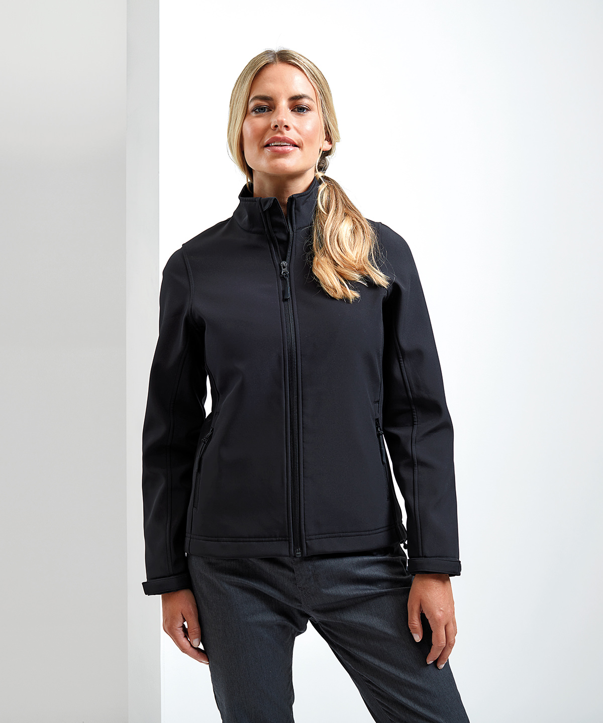 Picture of Women’s Windchecker® printable and recycled softshell jacket