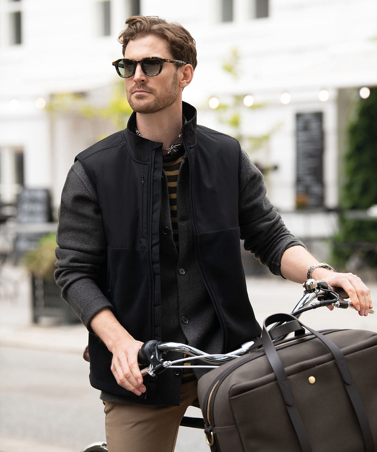 Highland - Fashionable yoke fleece vest-Nimbus