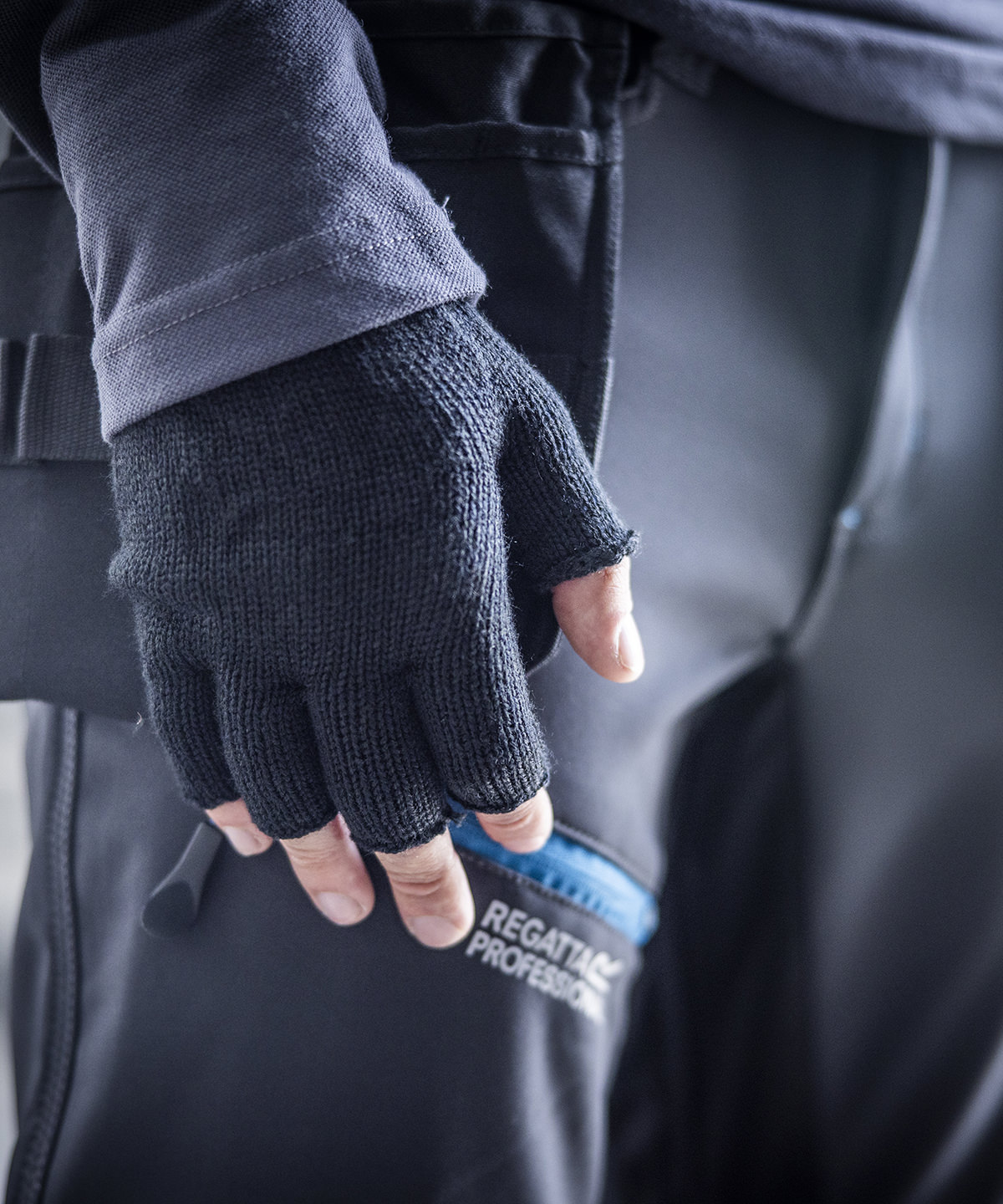 Fingerless mitts Fingerless mitts