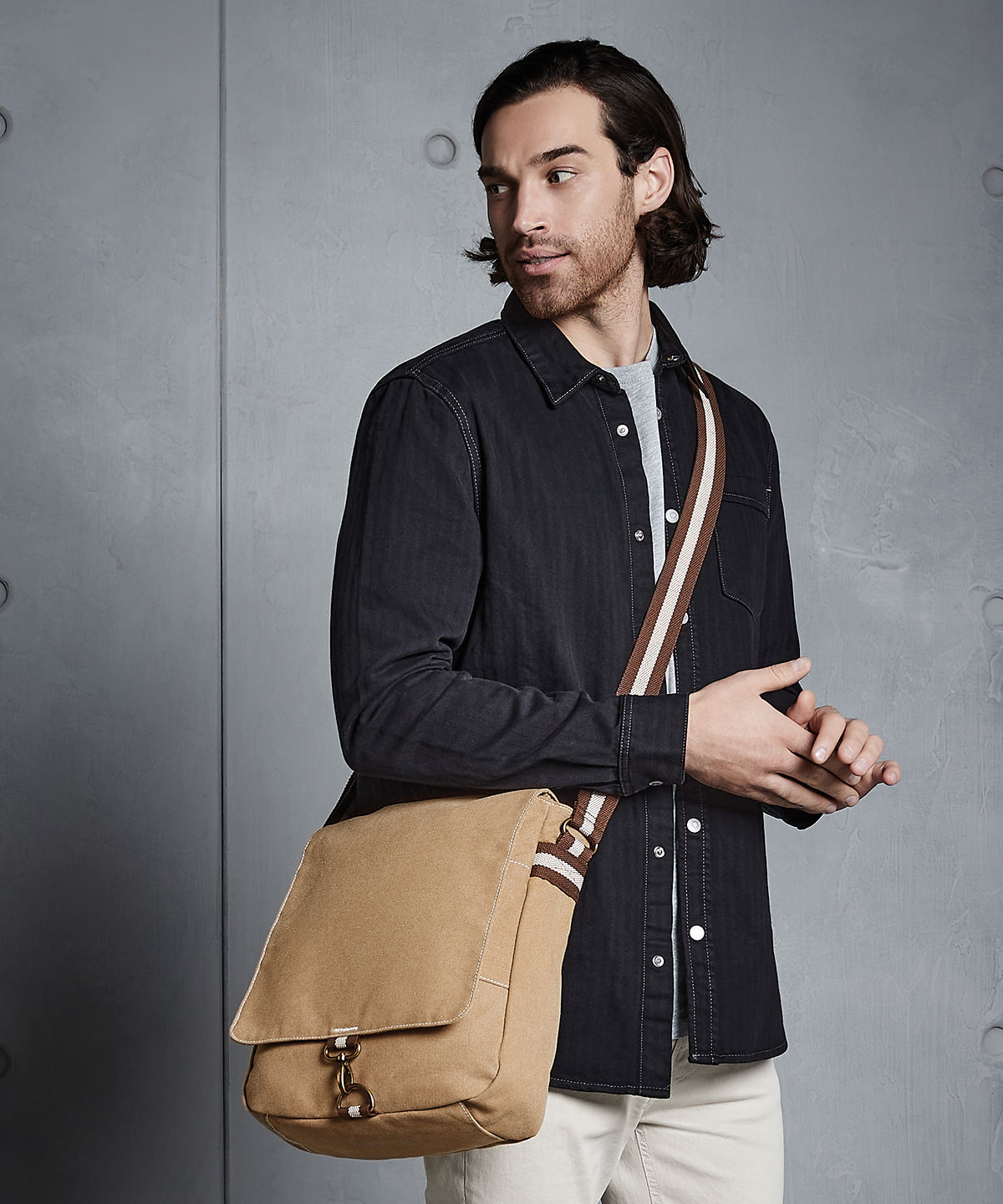 Picture of Vintage canvas messenger