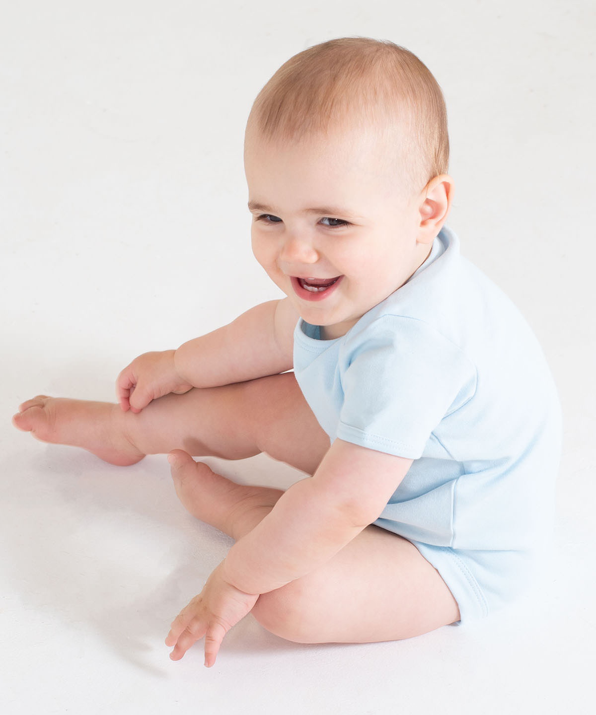 Picture of Short-sleeved bodysuit with envelope neck opening