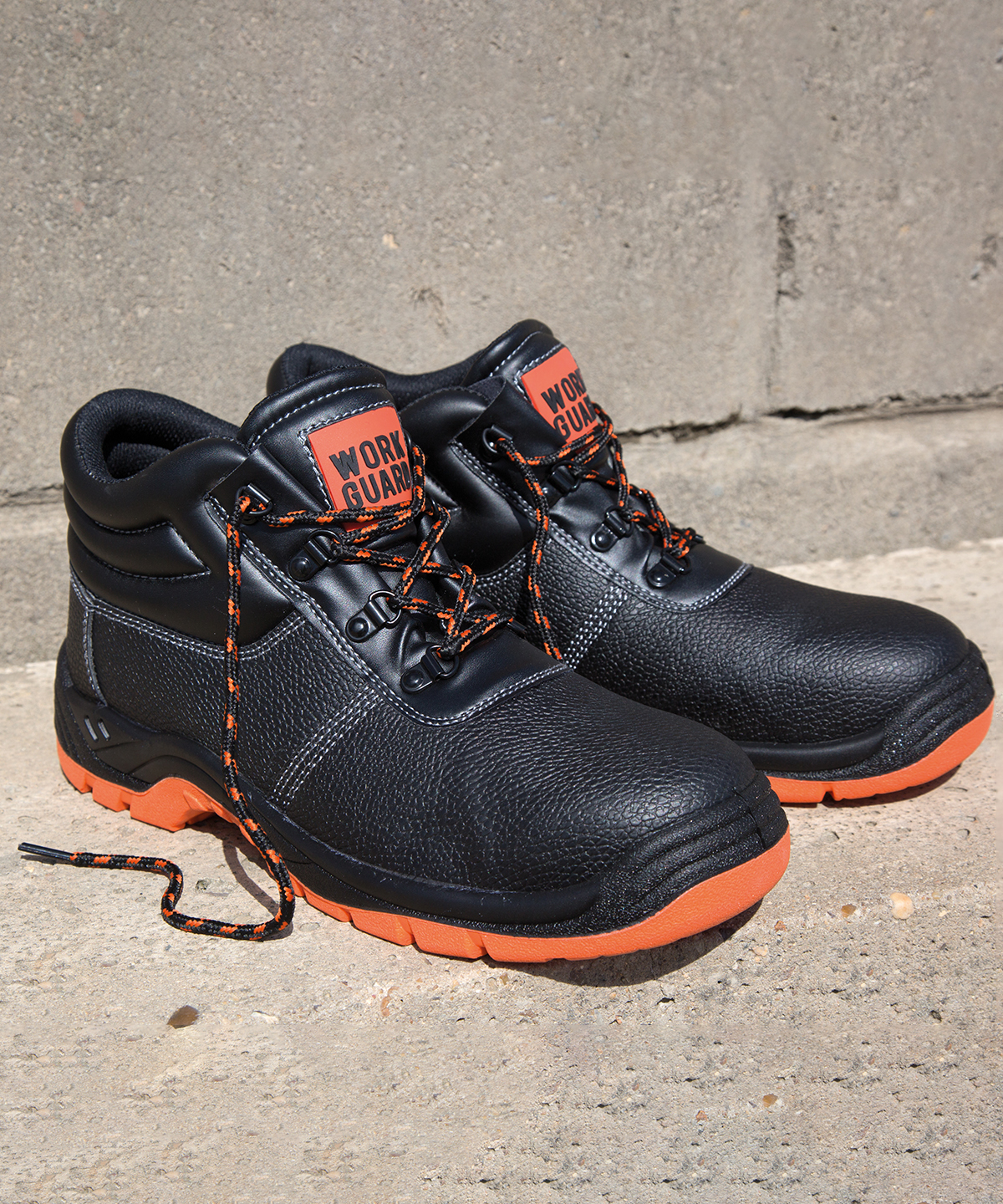 Defence safety boot Defence safety boot