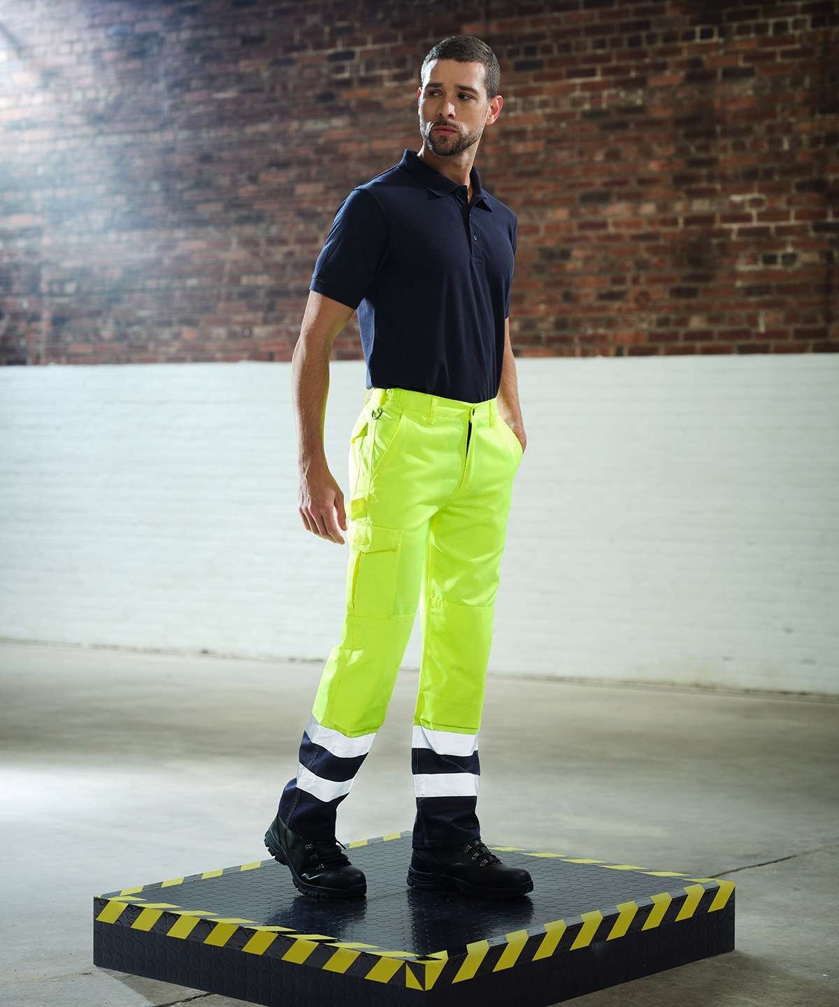 Picture of Pro hi-vis cargo trousers