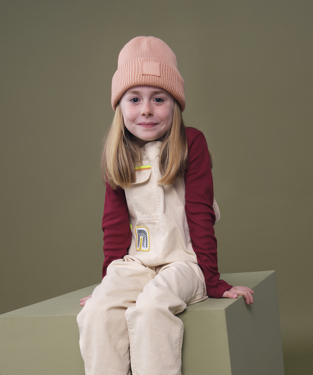 Kids deep cuffed tonal patch beanie B336B