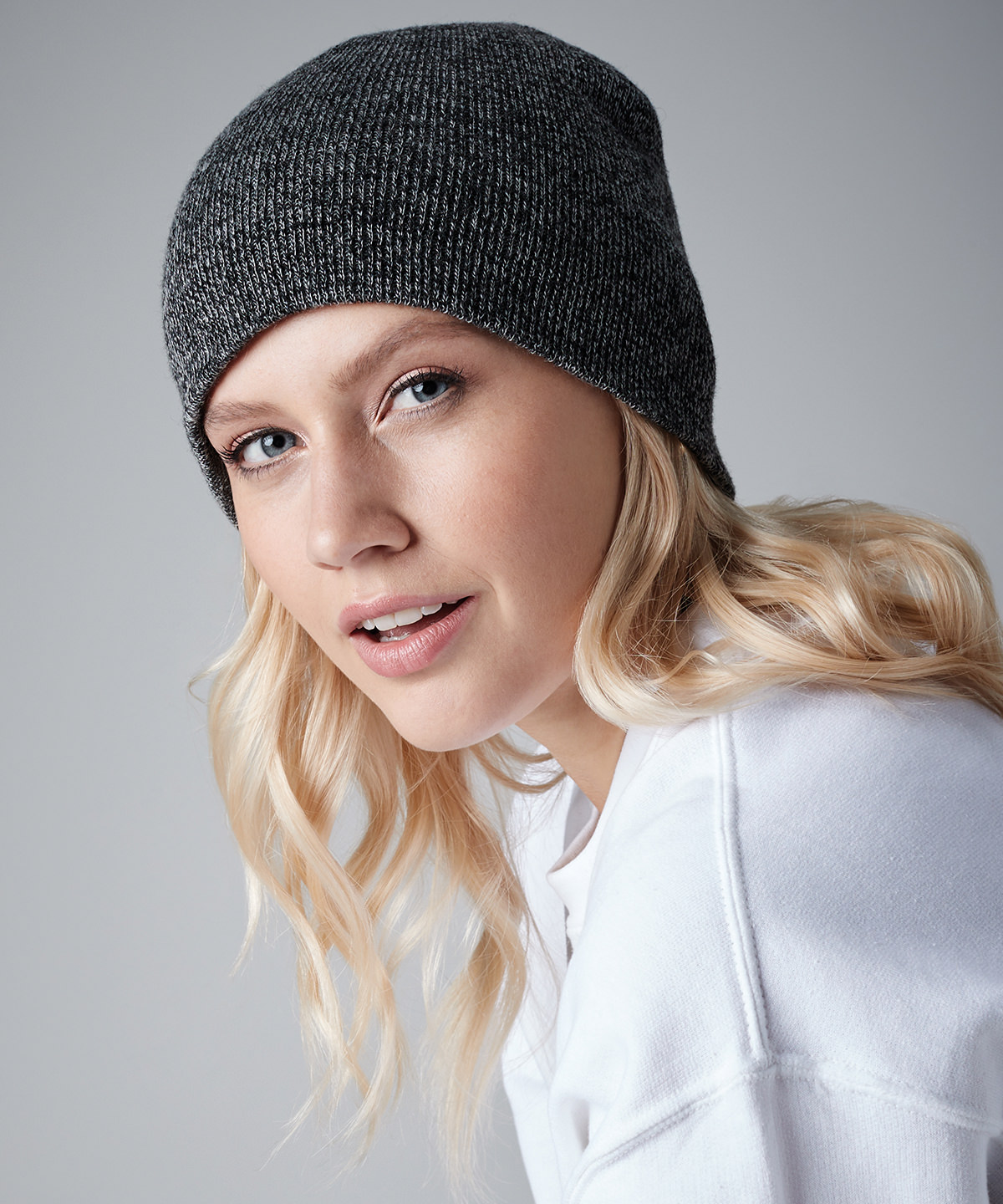 Picture of Two-tone pull-on beanie