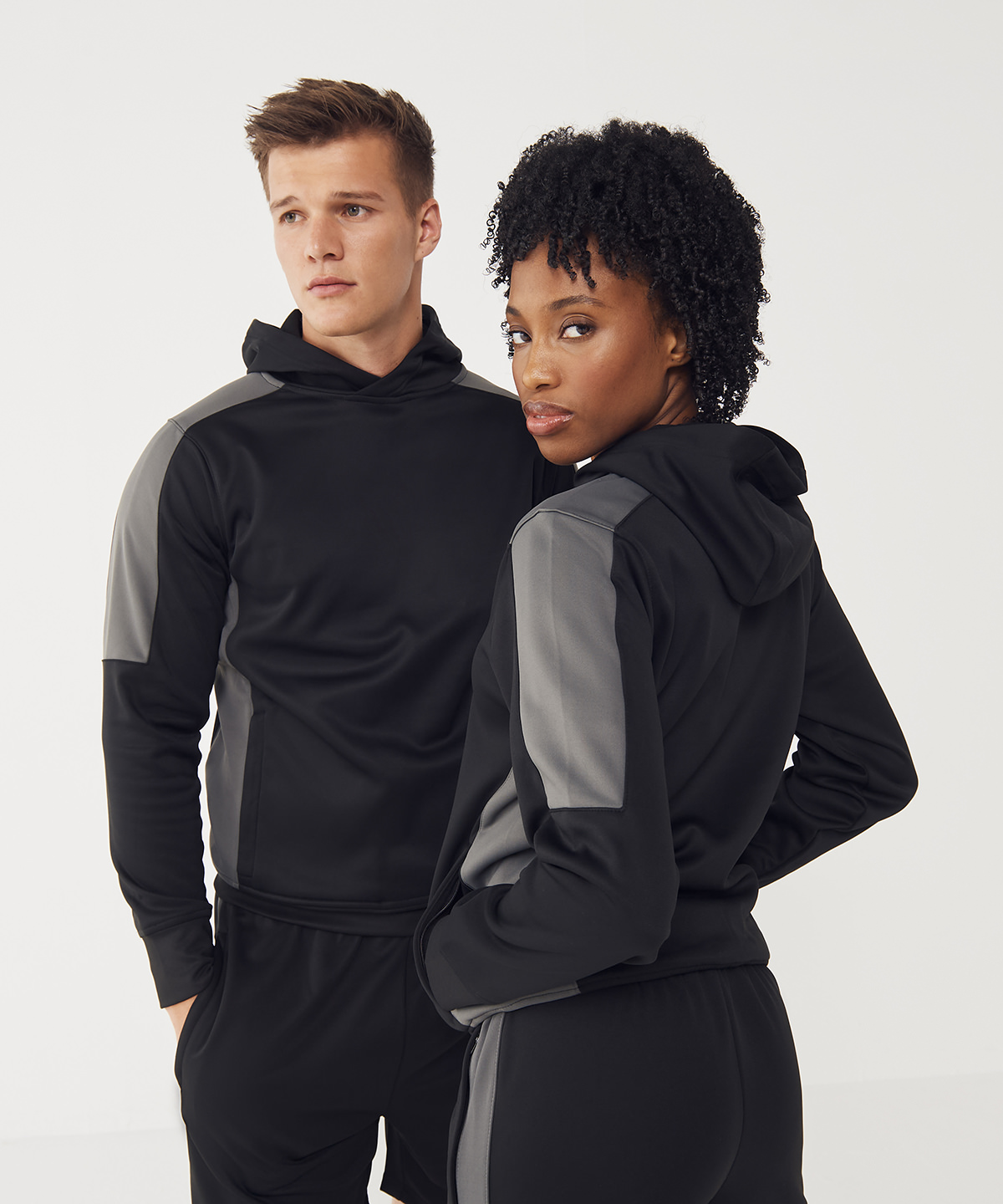Adults’ team hoodie Adults’ team hoodie
