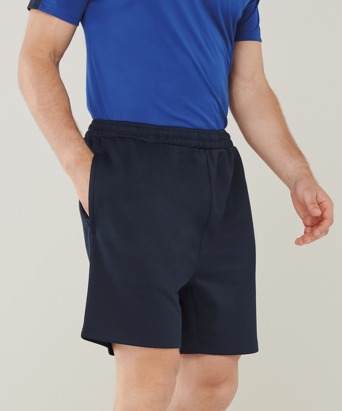 Picture of Knitted shorts with zip pockets