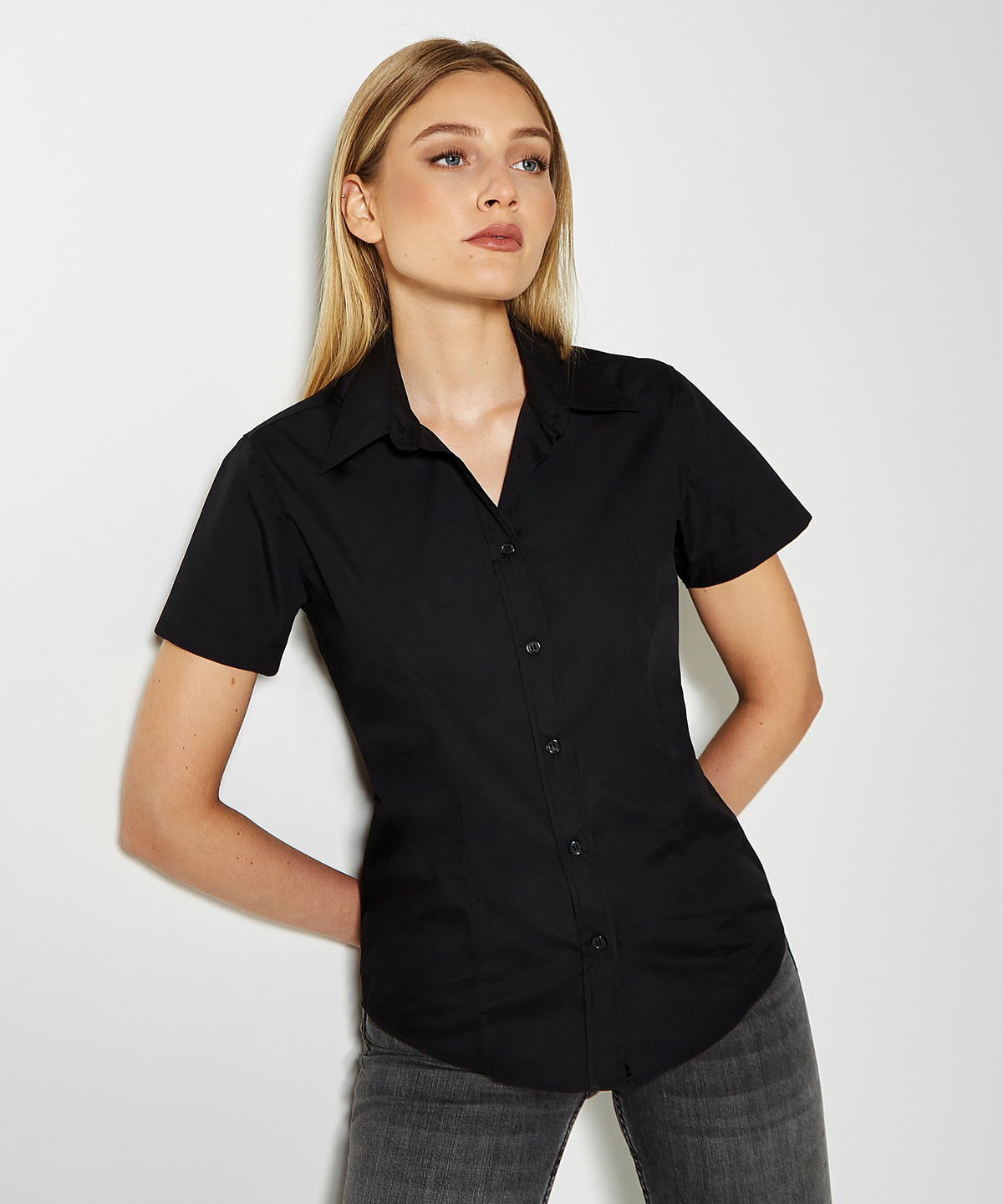 Picture of Women's workforce blouse short-sleeved (classic fit)