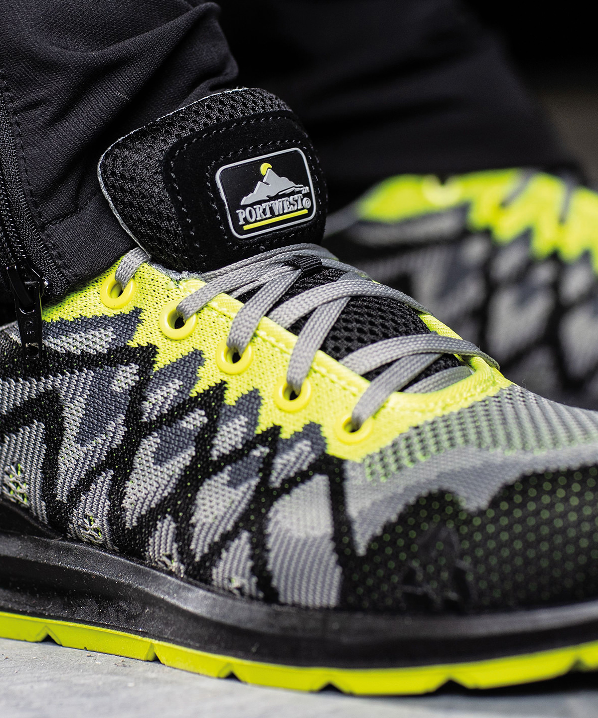 Portwest Composite lite ECO safety trainers (FC08) Portwest Composite lite ECO safety trainers (FC08)