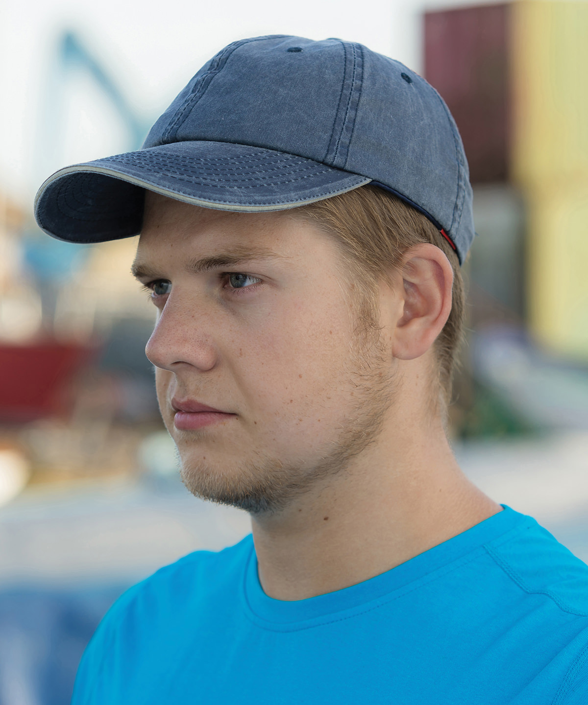 Picture of Washed fine line cotton cap with sandwich peak