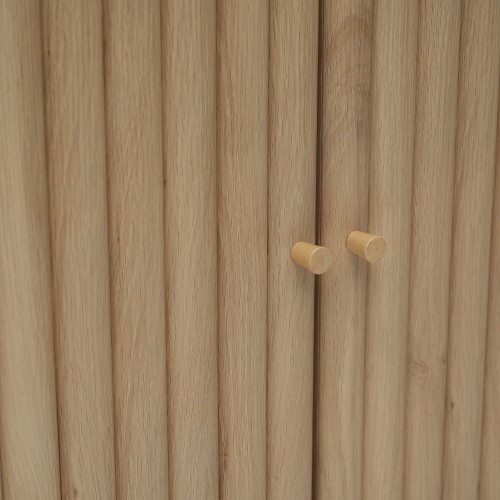 Textured fluted front