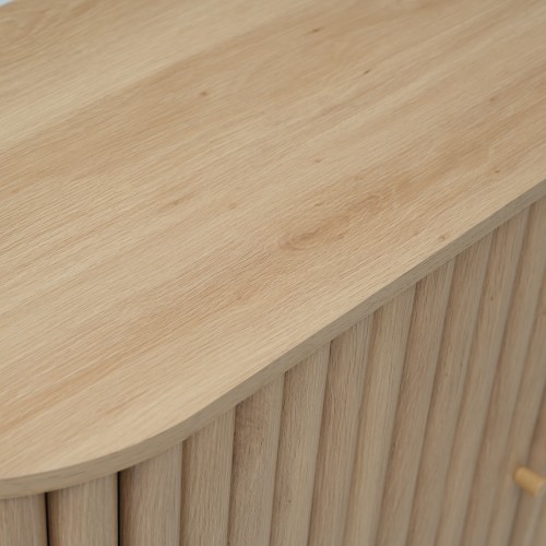 Light oak warmth