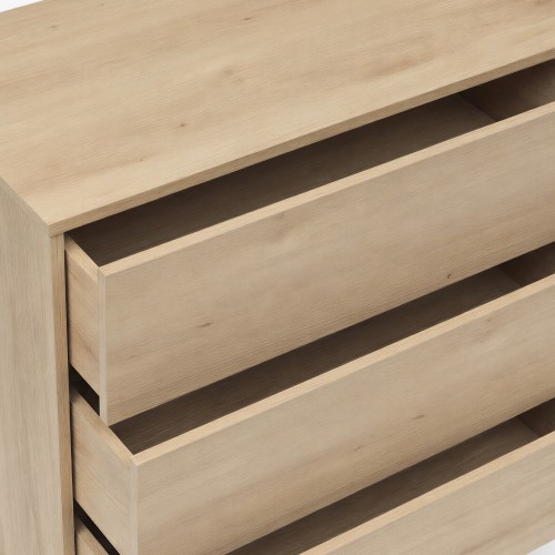 Sleek handleless drawers