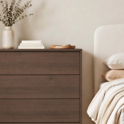 Natural-look walnut effect