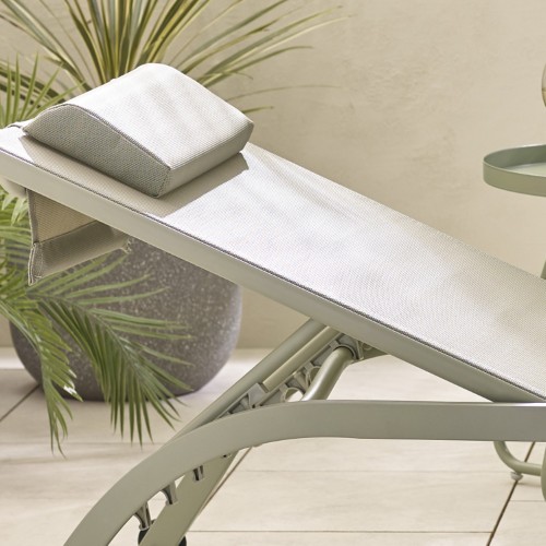 Adjustable Reclining Positions