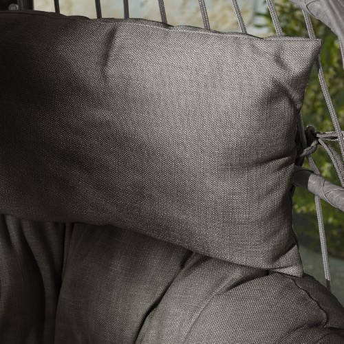 Splash-Proof Cushions
