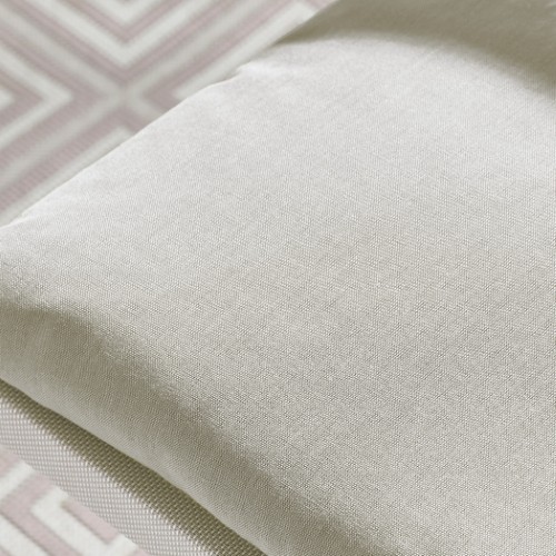 Splash-Proof Cushions