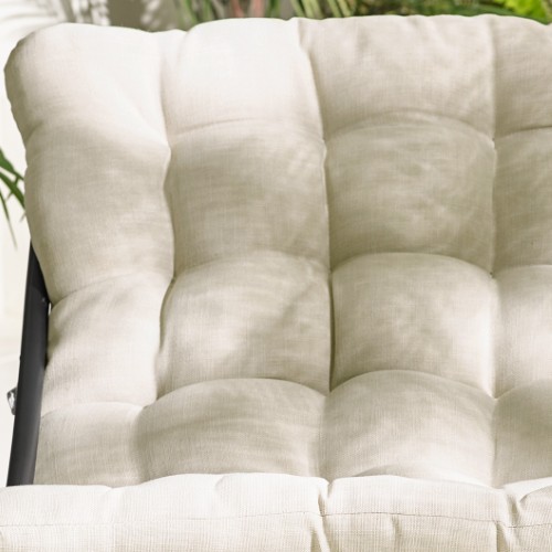 Splash-Proof Cushions