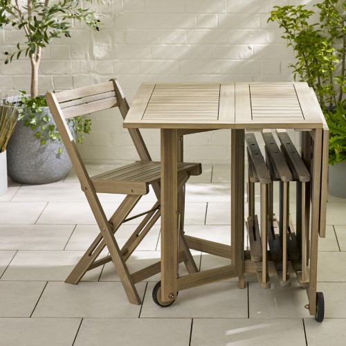 Space-Saving Outdoor Design