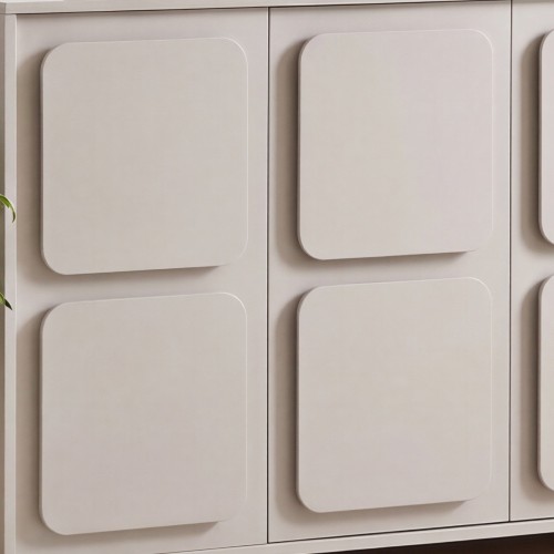 Smooth, handle-free exterior