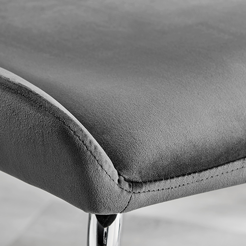 Rich Texture & Colour Depth