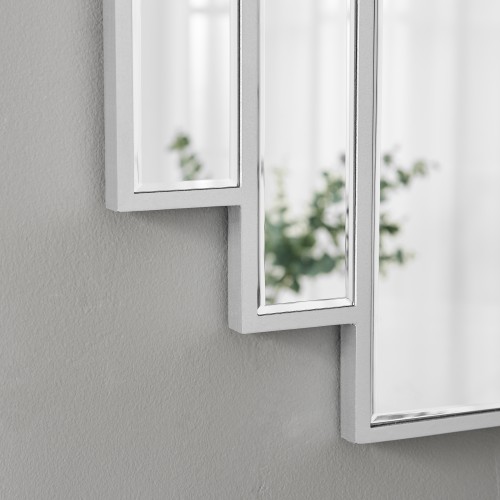 Versatile Hanging Options
