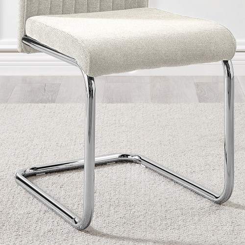 Supportive Cantilever Frame