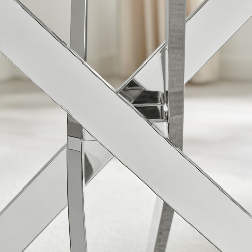 Contemporary Nest Leg Design